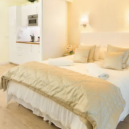 Luxurious 1 Bedroom Apartment In Central Lisbon *